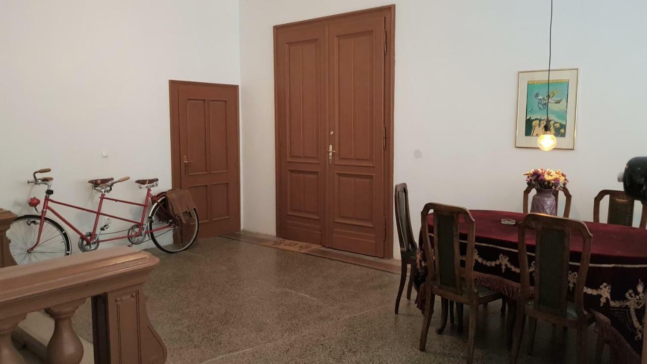 Luxury Apartment In The Heart Of Varaždin Extérieur photo